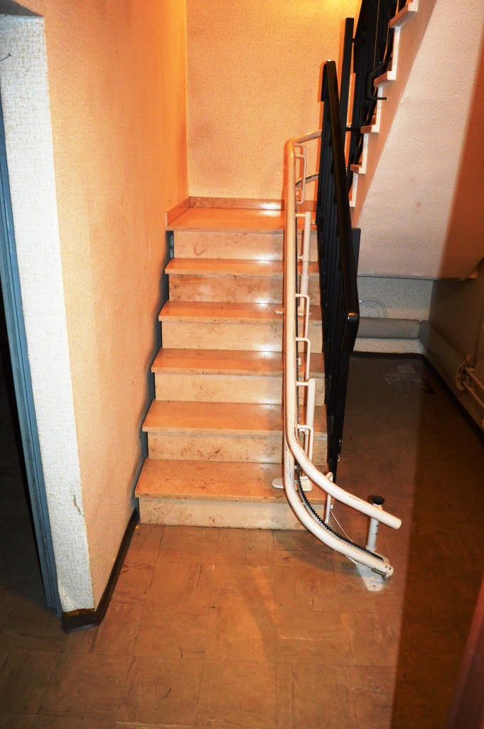 Treppenaufgang Keller Reihenmittelhaus Birkenheide